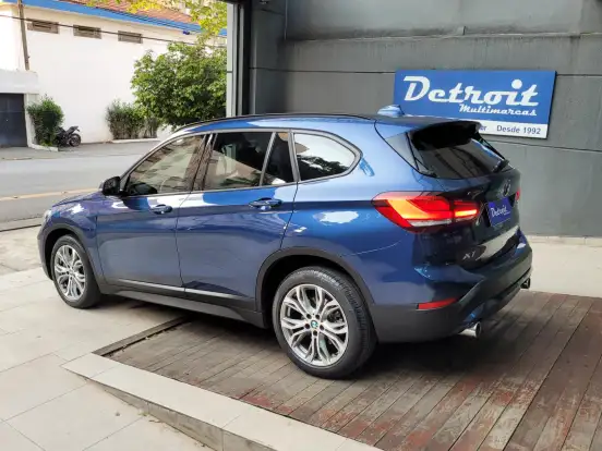 BMW-X1-2021