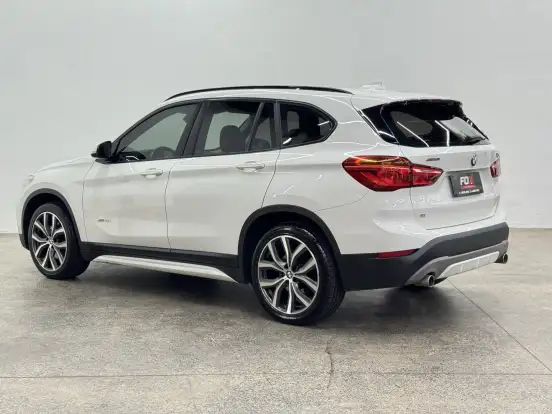 BMW-X1-2016