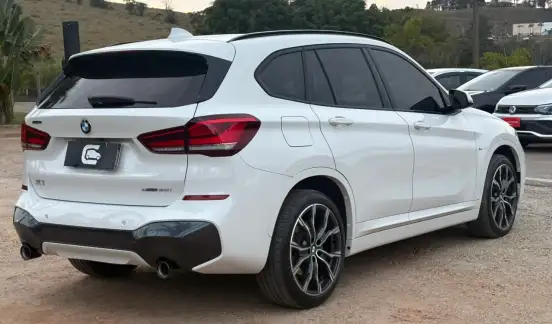 BMW-X1-2022