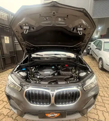 BMW-X1-2021
