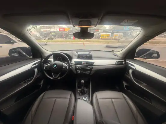 BMW-X1-2021