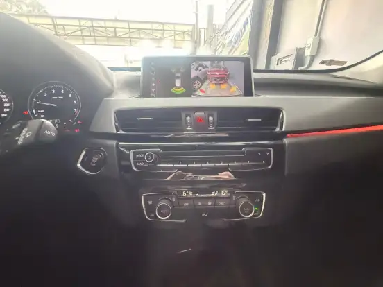 BMW-X1-2021