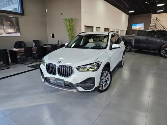 BMW X1 2.0 16V TURBO ACTIVEFLEX SDRIVE20I X-LINE 4P AUTOMÁTICO