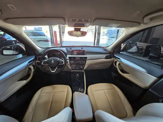 BMW-X1-2021