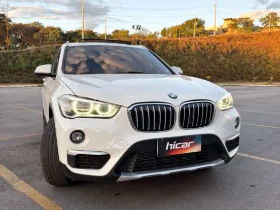 BMW-X1-2.0 16V TURBO ACTIVEFLEX SDRIVE20I X-LINE 4P AUTOMÁTICO BMW-X1-2019