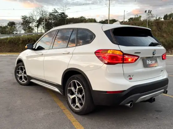 BMW-X1-2.0 16V TURBO ACTIVEFLEX SDRIVE20I X-LINE 4P AUTOMÁTICO BMW-X1-2019