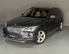 BMW X1 2.0 16V TURBO GASOLINA SDRIVE20I 4P AUTOMÁTICO BMW X1 2.0 16V TURBO GASOLINA SDRIVE20I 4P AUTOMÁTICO