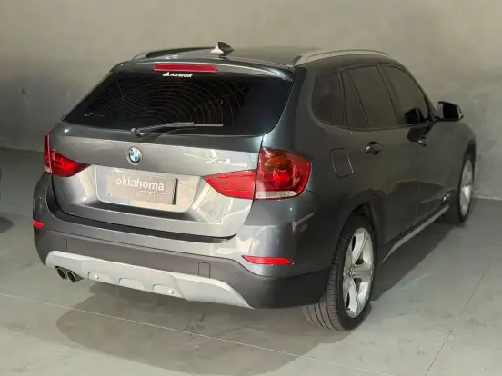 BMW-X1-2.0 16V TURBO GASOLINA SDRIVE20I 4P AUTOMÁTICO BMW-X1-2013