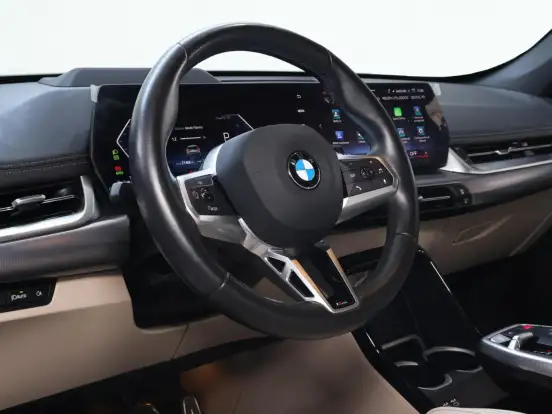 BMW-X1-2025