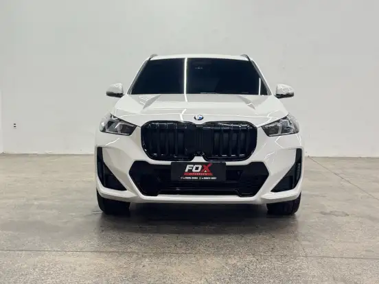 BMW-X1-2024