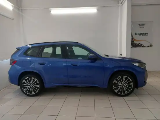 BMW-X1-2025