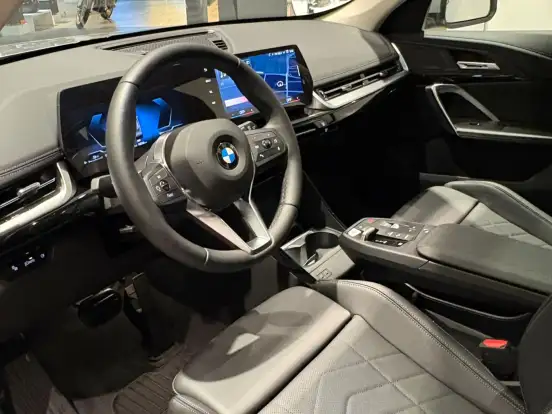 BMW-X1-2.0 16V TURBO GASOLINA SDRIVE20I X-LINE STEPTRONIC BMW-X1-2026
