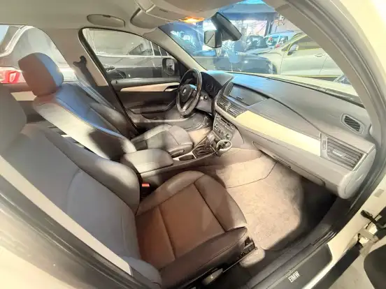 BMW-X1-2010