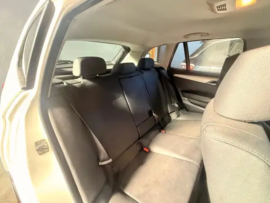 BMW-X1-2010