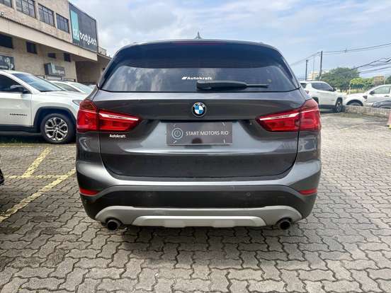 BMW-X1-2016