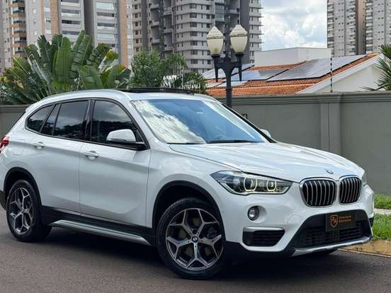 BMW-X1-2.0 16V TURBO ACTIVEFLEX SDRIVE20I X-LINE 4P AUTOMÁTICO BMW-X1-2019
