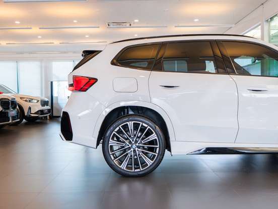 BMW-X1-2.0 16V TURBO GASOLINA SDRIVE20I M SPORT STEPTRONIC BMW-X1-2025