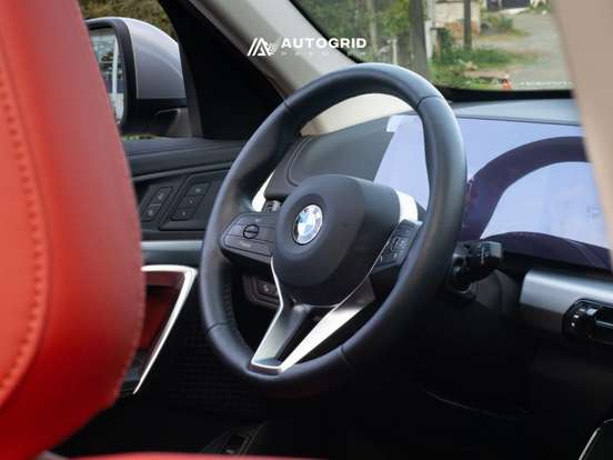BMW-X1-2.0 16V TURBO GASOLINA SDRIVE20I X-LINE STEPTRONIC BMW-X1-2025
