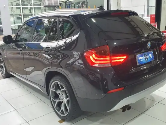 BMW-X1-3.0 24V GASOLINA XDRIVE28I 4P AUTOMÁTICO BMW-X1-2011