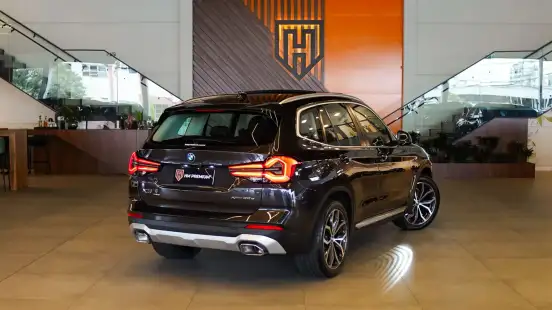 BMW-X3-2.0 16V HÍBRIDO X LINE XDRIVE30E STEPTRONIC BMW-X3-2023