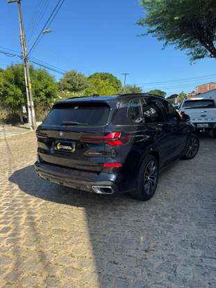 BMW-X5-2023