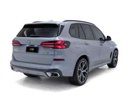 BMW-X5-2025