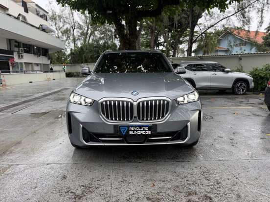 BMW-X5-2024