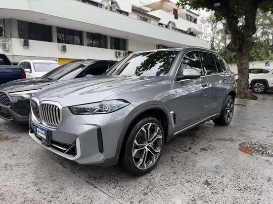 BMW-X5-2024