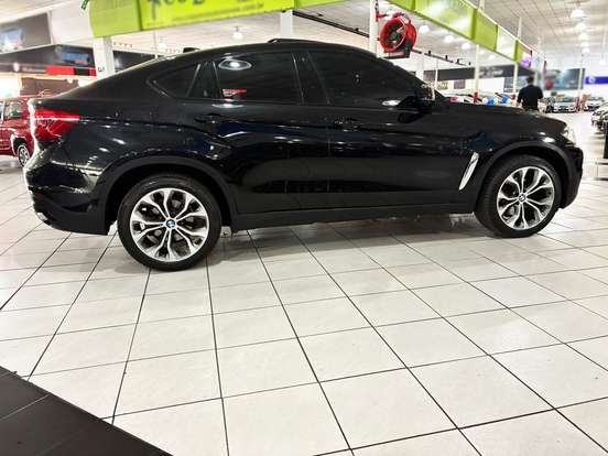 BMW-X6-2015