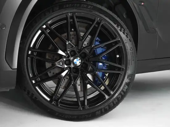BMW-X6-4.4 V8 BITURBO GASOLINA M COMPETITION AUTOMÁTICO BMW-X6-2023