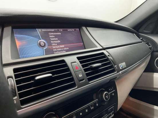 BMW-X6-2011
