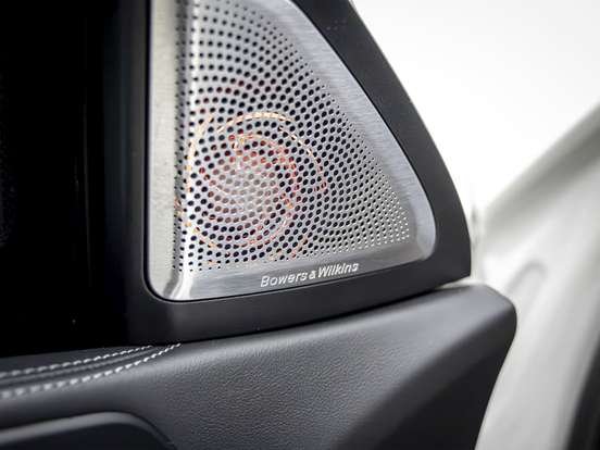 BMW-X6-2023