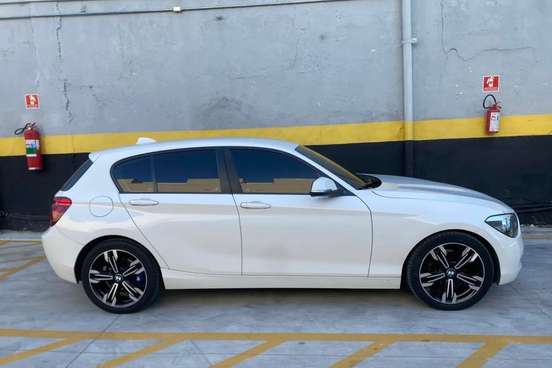 BMW-116i-2013