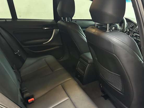 BMW-120i-2.0 16V GASOLINA SPORT 4P AUTOMÁTICO BMW-120i-2018
