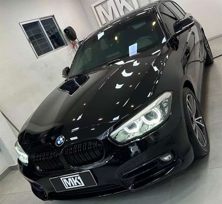 BMW-120i-2018