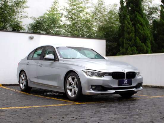BMW-320i-2.0 16V TURBO ACTIVE FLEX 4P AUTOMÁTICO BMW-320i-2013