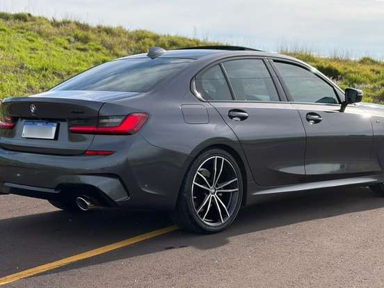 BMW-320i-2.0 16V TURBO GASOLINA M SPORT AUTOMÁTICO BMW-320i-2020