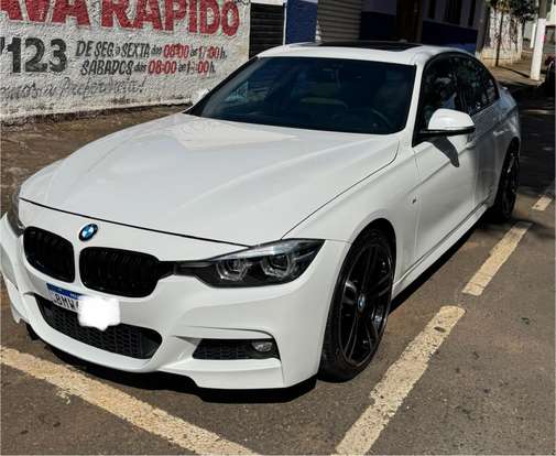 BMW-320i-2018