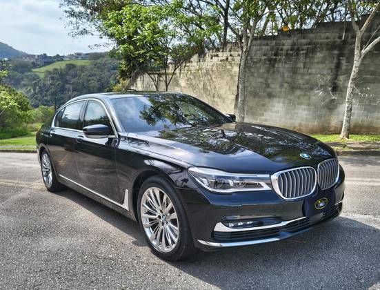 BMW 750Li 4.4 PURE EXCELLENCE V8 32V GASOLINA 4P AUTOMÁTICO