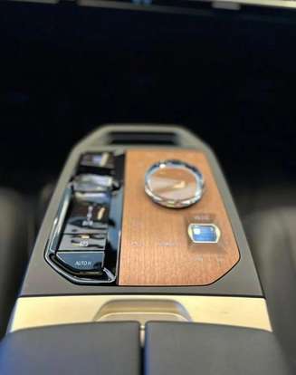 BMW-iX-2022