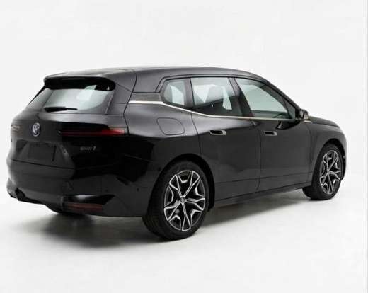 BMW-iX-2022