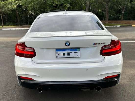 BMW-M 235i-3.0 I6 TURBO GASOLINA 2P AUTOMÁTICO BMW-M 235i-2015