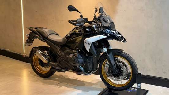 BMW-R 1300 GS TRIPLE BLACK-2024