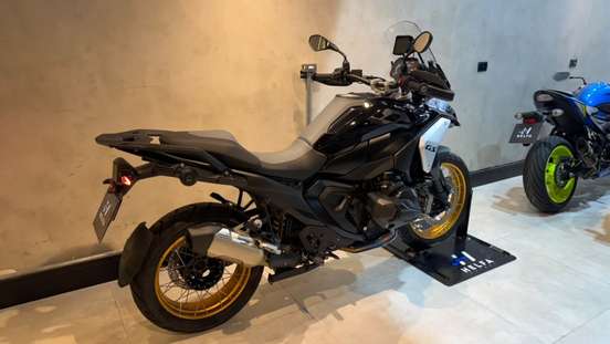 BMW-R 1300 GS TRIPLE BLACK-2024