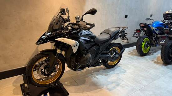 BMW-R 1300 GS TRIPLE BLACK-2024
