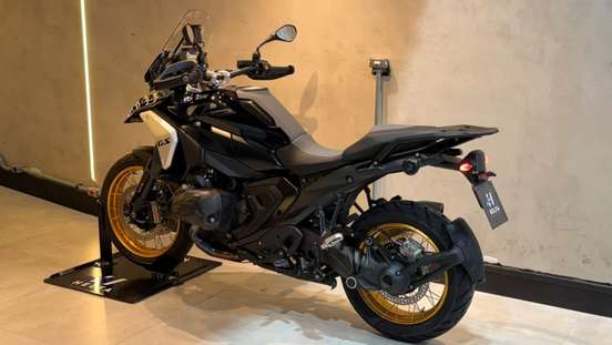 BMW-R 1300 GS TRIPLE BLACK-2024