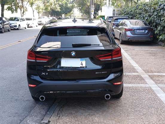 BMW-X1-2.0 16V TURBO ACTIVEFLEX SDRIVE20I 4P AUTOMÁTICO BMW-X1-2020