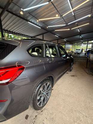 BMW-X1-2022