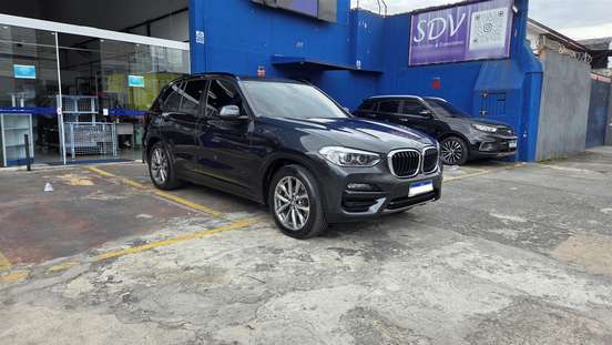 BMW-X3-2021