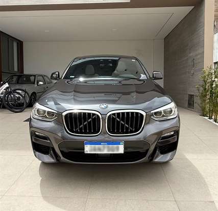 BMW-X4-2021